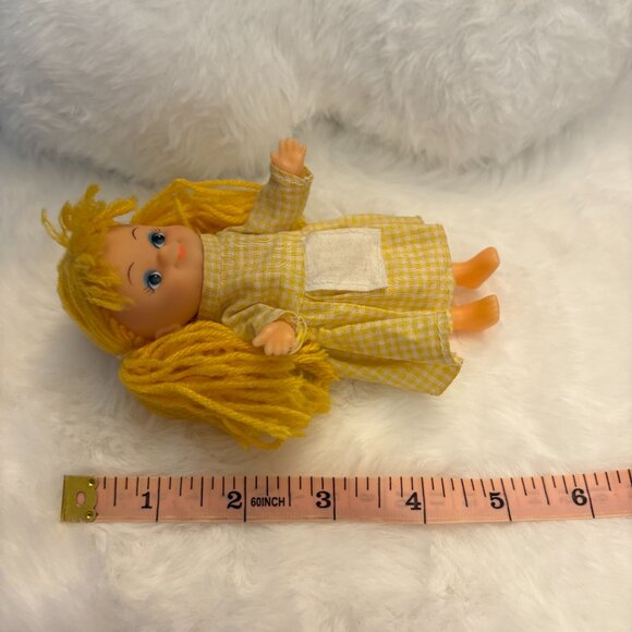 Girl Doll Vintage Yarn Hair Painted Face NWTOL Made in Hong Kong (SKU: 294TO) - Picture 6 of 6